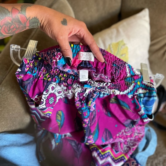 Silk Kids Joggers by 1989 Place, Size Large or 10 - Picture 2 of 11